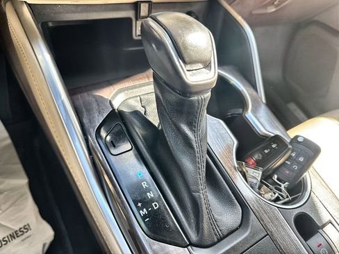 Used 2020 Toyota Highlander Limited image 27