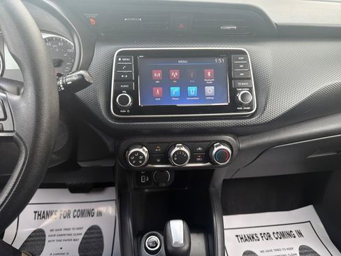 Used 2023 Nissan Kicks S FWD image 20
