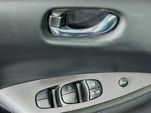 Used 2023 Nissan Leaf S image 23