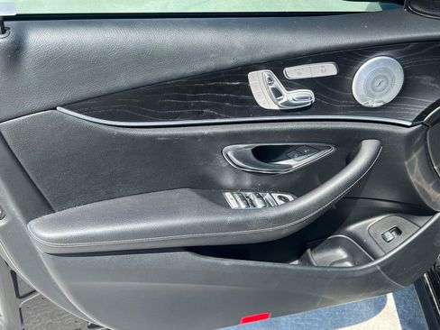 Used 2020 Mercedes-Benz E 350 Sedan image 10