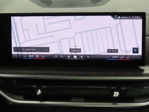 Used 2025 BMW X5 xDrive40i AWD/4WD image 12