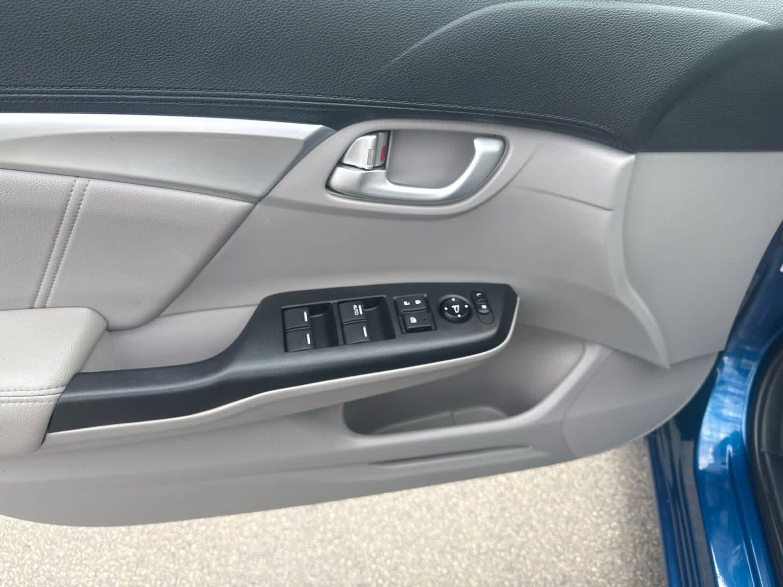 Used 2013 Honda Civic EX-L image 9