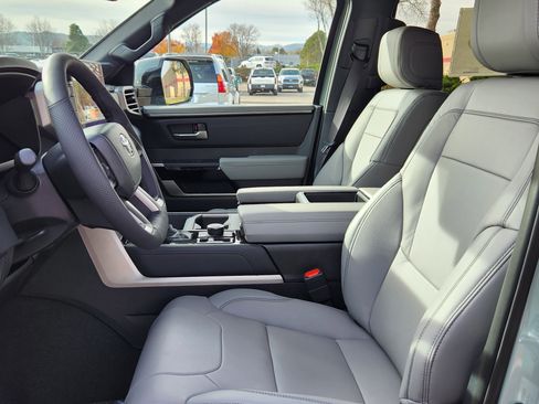 New 2026 Toyota Tundra Limited image 7