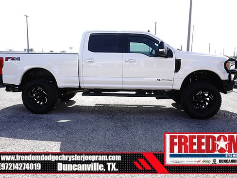 Used 2019 Ford F250 Lariat w/ Lariat Ultimate Package AWD/4WD image 6