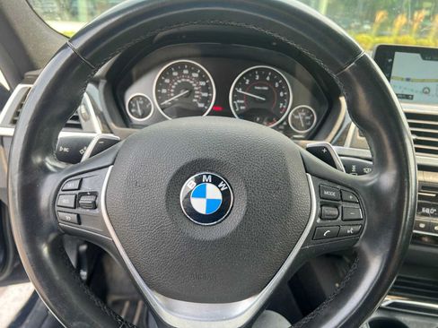 Used 2017 BMW 340i xDrive Sedan AWD/4WD image 13