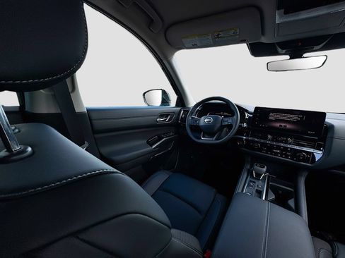 New 2026 Nissan Pathfinder SL w/ Cargo Package FWD image 21