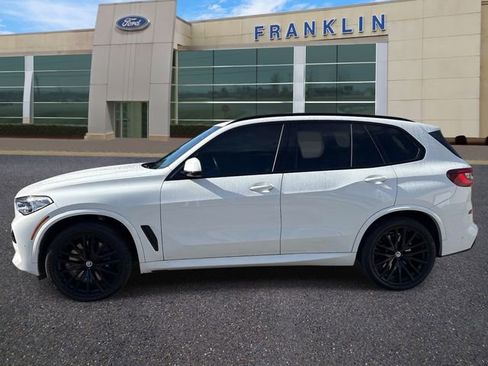 Used 2022 BMW X5 M50i w/ Executive Package AWD/4WD image 4