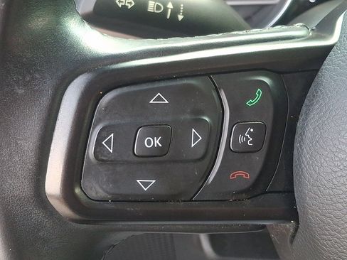 Used 2018 Jeep Wrangler Unlimited Sport S AWD/4WD image 25
