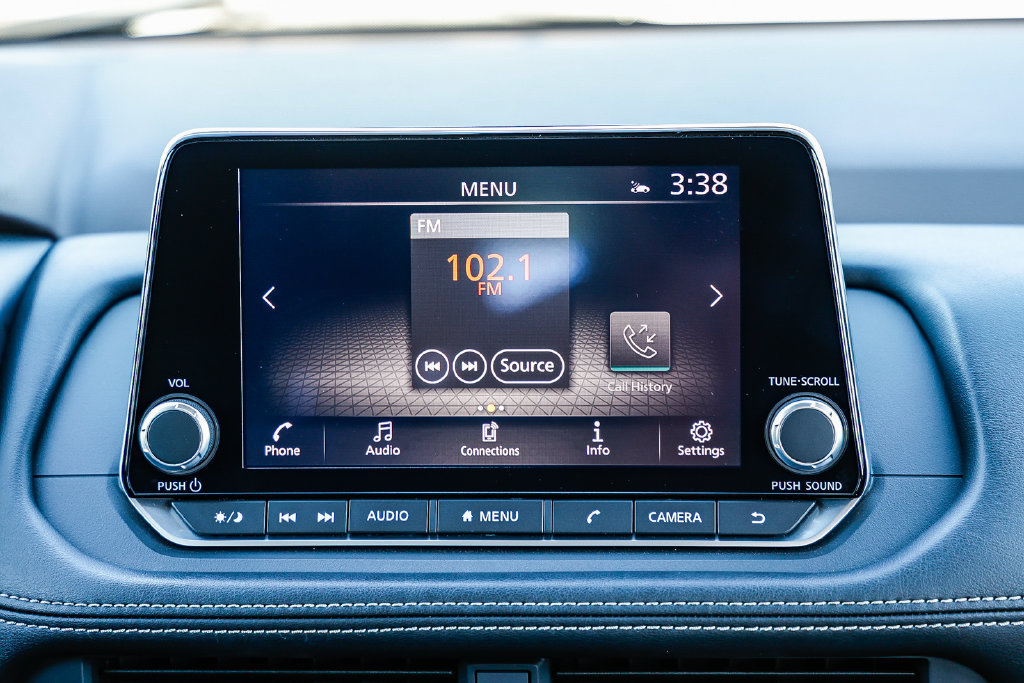 Used 2023 Nissan Rogue SV FWD image 18