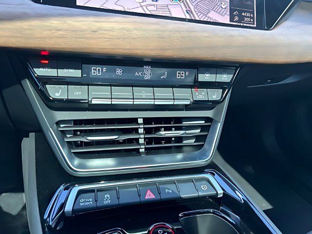Used 2023 Audi e-tron GT Premium Plus AWD/4WD image 24