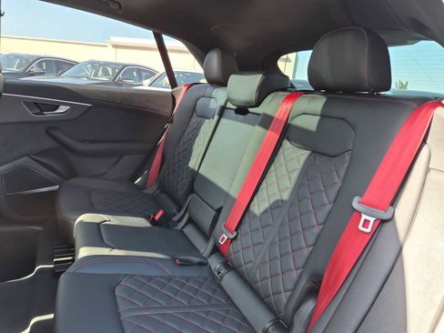 New 2026 Audi Q8 Prestige image 19