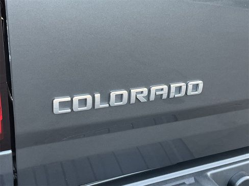 Used 2016 Chevrolet Colorado LT w/ LT Convenience Package image 27