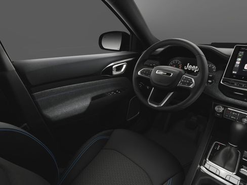 New 2026 Jeep Compass Latitude image 8