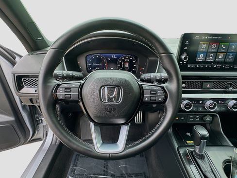 Used 2023 Honda Civic Sport Touring image 10