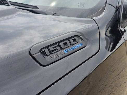 Used 2021 RAM 1500 Big Horn image 13