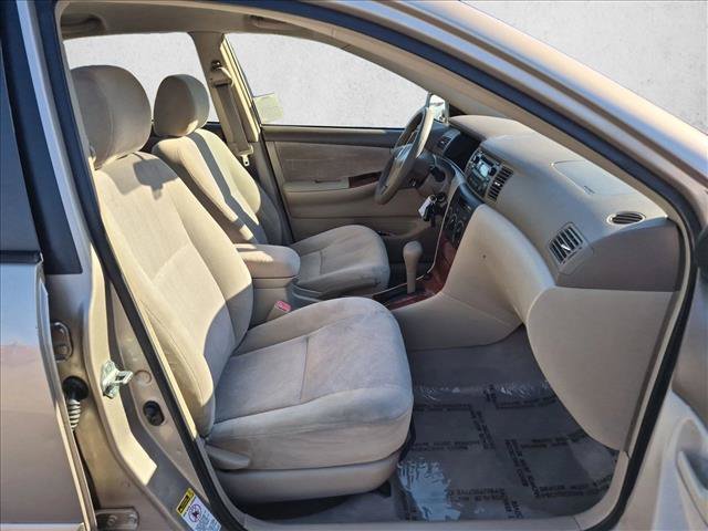 Used 2005 Toyota Corolla LE FWD image 18