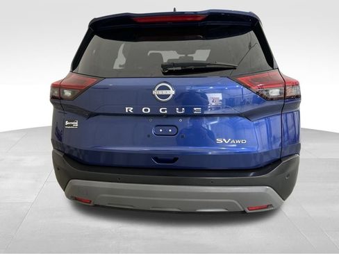 Used 2023 Nissan Rogue SV image 10