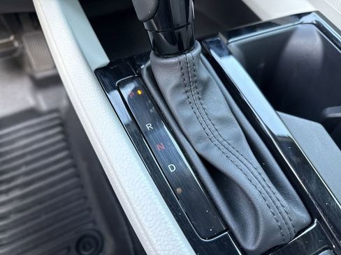 Used 2023 Honda Accord EX-L image 30