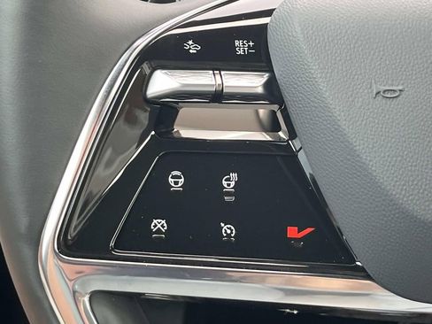 New 2026 Cadillac Vistiq Luxury AWD/4WD image 27