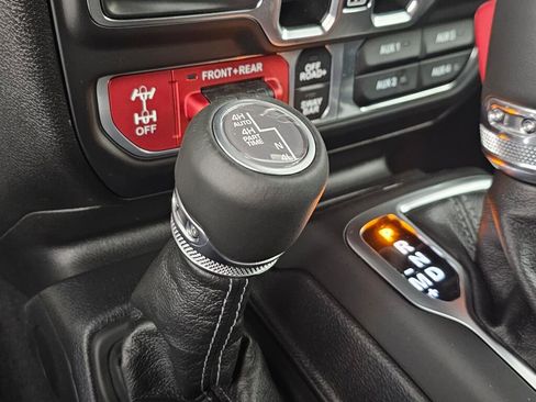 New 2025 Jeep Wrangler Unlimited Rubicon 392 image 29