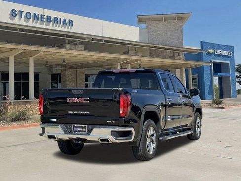 Used 2023 GMC Sierra 1500 SLT w/ SLT Premium Package image 5