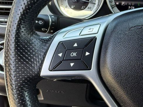 Used 2013 Mercedes-Benz C 250 Sedan image 29