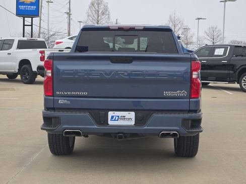 Used 2024 Chevrolet Silverado 1500 High Country w/ High Country Premium Package image 8