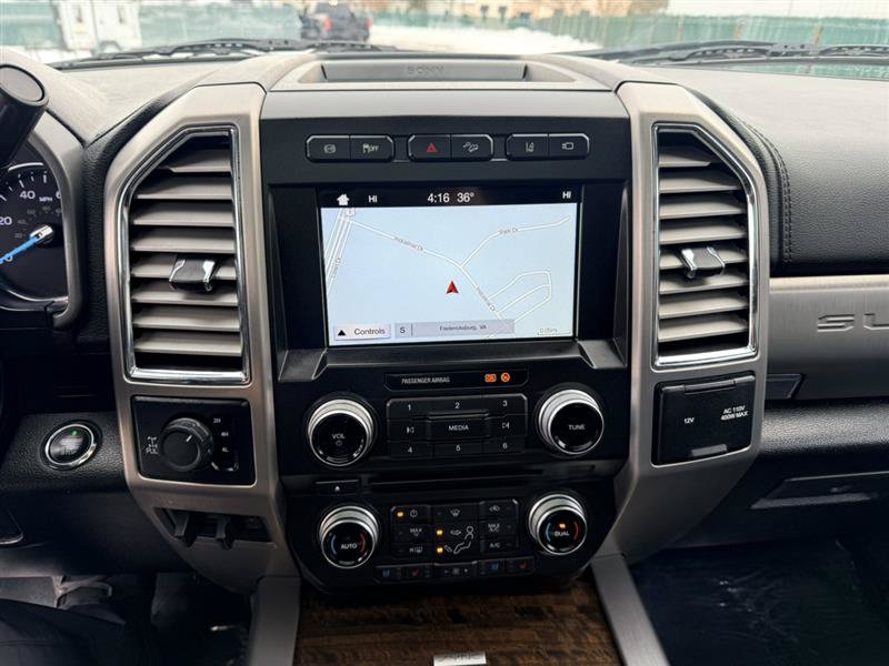 Used 2017 Ford F250 Platinum w/ Platinum Ultimate Package AWD/4WD image 37