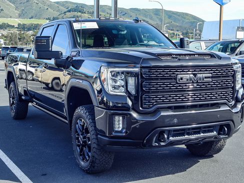 Used 2021 GMC Sierra 3500 Denali w/ Denali Black Diamond Edition image 20