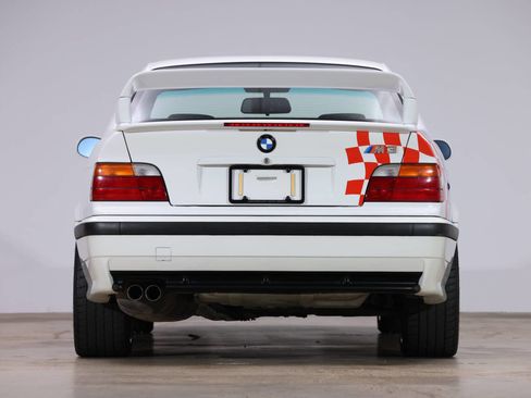 Used 1995 BMW M3 Coupe image 6