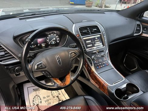 Used 2016 Lincoln MKX Reserve w/ Technology Package image 18