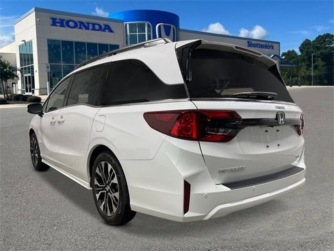 New 2026 Honda Odyssey Elite image 3
