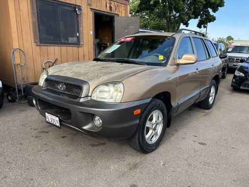 Used 2004 Hyundai Santa Fe GLS FWD image 1