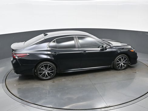Used 2024 Toyota Camry SE FWD image 39