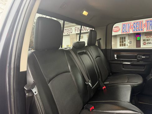 Used 2013 RAM 1500 Laramie w/ Convenience Group image 50