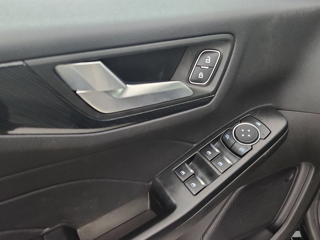 Used 2024 Ford Escape ST-Line w/ Tech Pack #1 AWD/4WD image 23