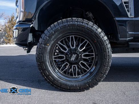 Used 2023 Ford F350 Limited w/ FX4 Off-Road Package AWD/4WD image 43