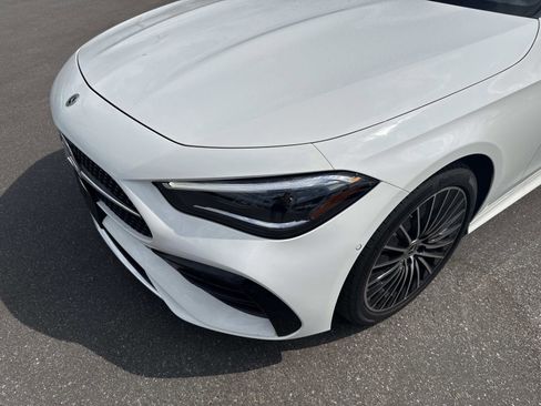 Used 2025 Mercedes-Benz CLE 300 4MATIC Coupe image 9