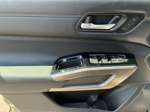 Certified 2023 Nissan Pathfinder Platinum FWD image 18