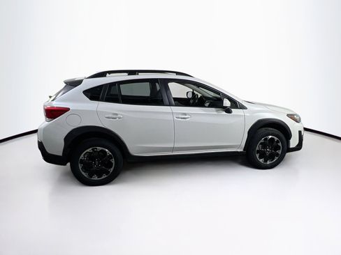 Used 2023 Subaru Crosstrek 2.0i Premium image 4