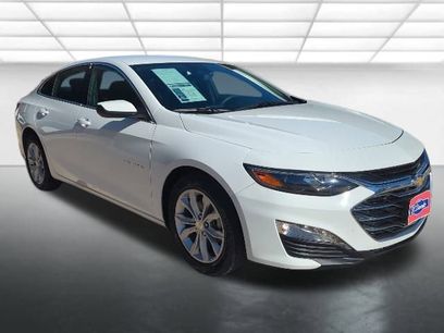Used 2025 Chevrolet Malibu LT