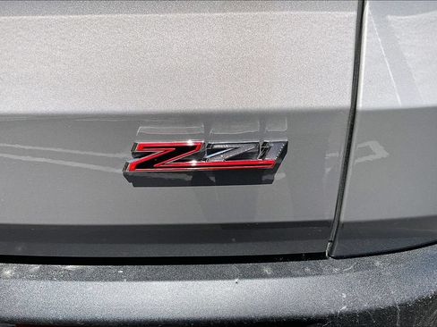 New 2026 Chevrolet Traverse Z71 w/ Enhanced Driving Package AWD/4WD image 11