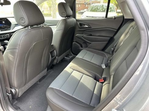 New 2026 Chevrolet Trax LT w/ Driver Confidence Package FWD image 10