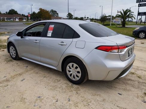 Used 2021 Toyota Corolla L image 6