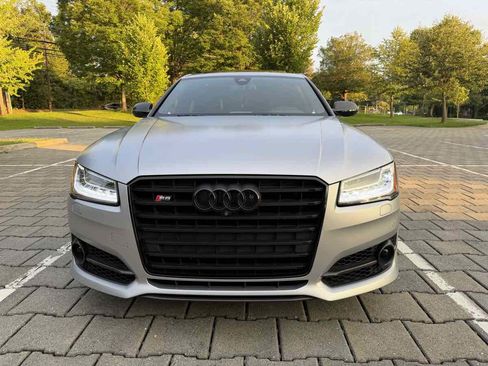 Used 2016 Audi S8 Plus AWD/4WD image 3