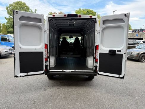 Used 2023 RAM ProMaster 2500 FWD image 25