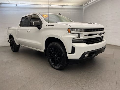 Used 2020 Chevrolet Silverado 1500 RST w/ Rally Edition AWD/4WD image 3