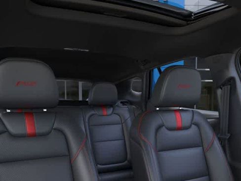 New 2026 Chevrolet Trax RS w/ Sunroof Package image 24