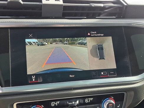 Used 2022 Audi Q3 2.0T Premium Plus image 23