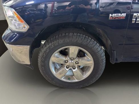 Used 2018 RAM 1500 Big Horn AWD/4WD image 11